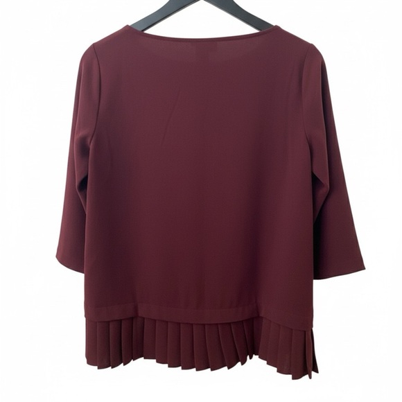 J. Jill Deep Burgundy Apparel pleated hem blouse 3/4 sleeve ruffle hem size xs - Picture 2 of 5
